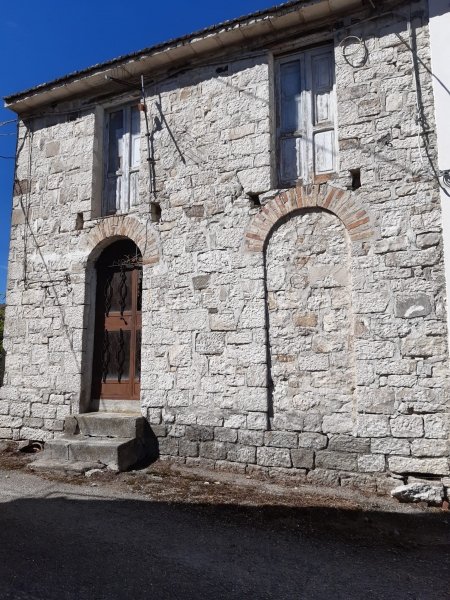 casa indipendente in vendita a Gessopalena