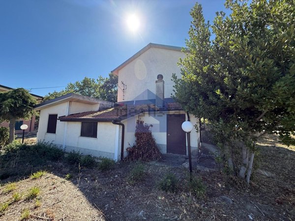 pentavano in vendita a Gessopalena in zona Coccioli