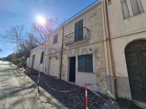 casa indipendente in vendita a Gessopalena