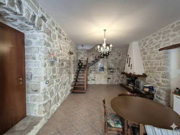 casa indipendente in vendita a Gessopalena in zona Pincianesi