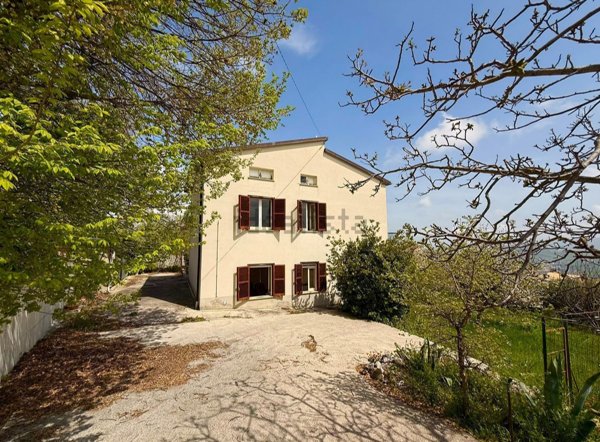 casa indipendente in vendita a Gessopalena