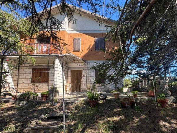 casa indipendente in vendita a Gessopalena in zona Pincianesi