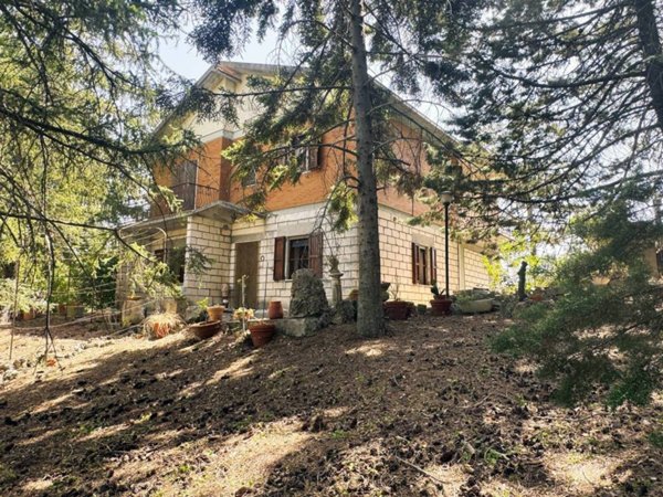 casa indipendente in vendita a Gessopalena in zona Pincianesi