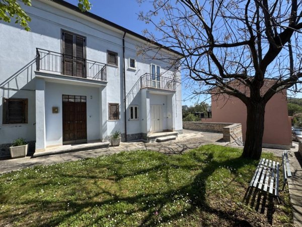 casa indipendente in vendita a Gessopalena