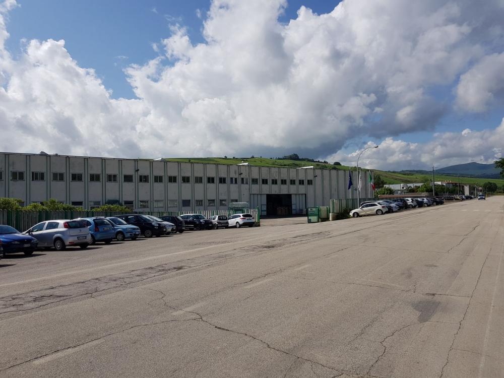 locale di sgombero in vendita a Gissi