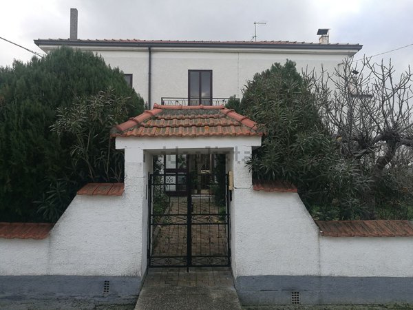 casale in vendita a Gissi