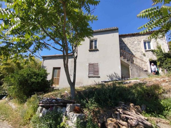 casa indipendente in vendita a Gissi