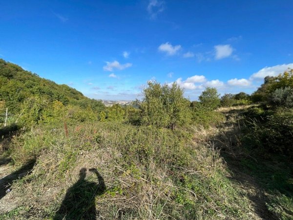 terreno edificabile in vendita a Gissi