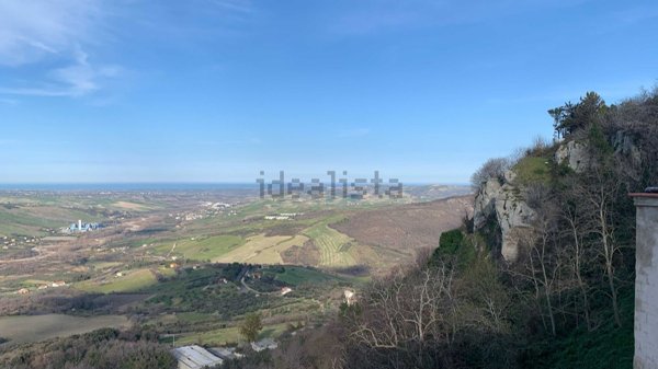 casa indipendente in vendita a Gissi