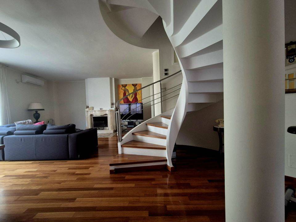 casa indipendente in vendita a Gissi