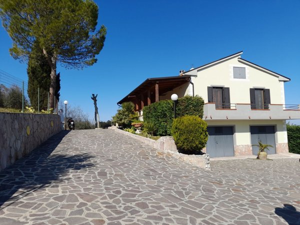 casa indipendente in vendita a Gissi