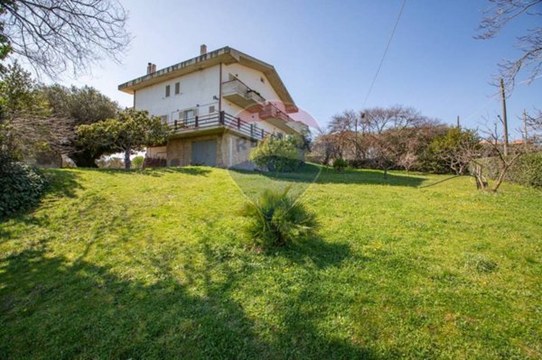 casa indipendente in vendita a Giuliano Teatino in zona San Rocco