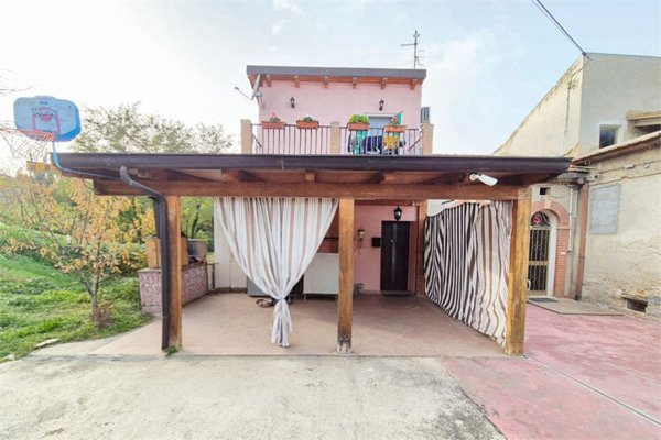 casa indipendente in vendita a Giuliano Teatino in zona San Rocco