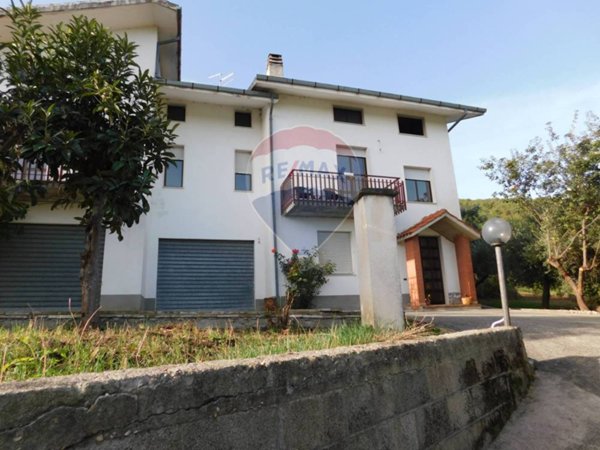 casa indipendente in vendita a Guardiagrele