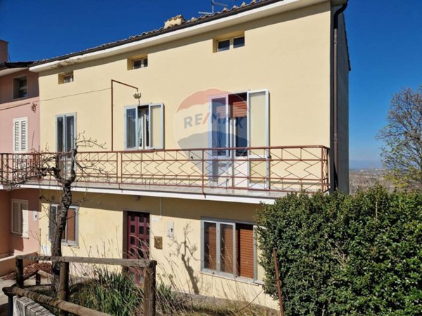 casa indipendente in vendita a Guardiagrele in zona Bocca di Valle