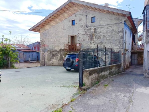 casa indipendente in vendita a Guardiagrele