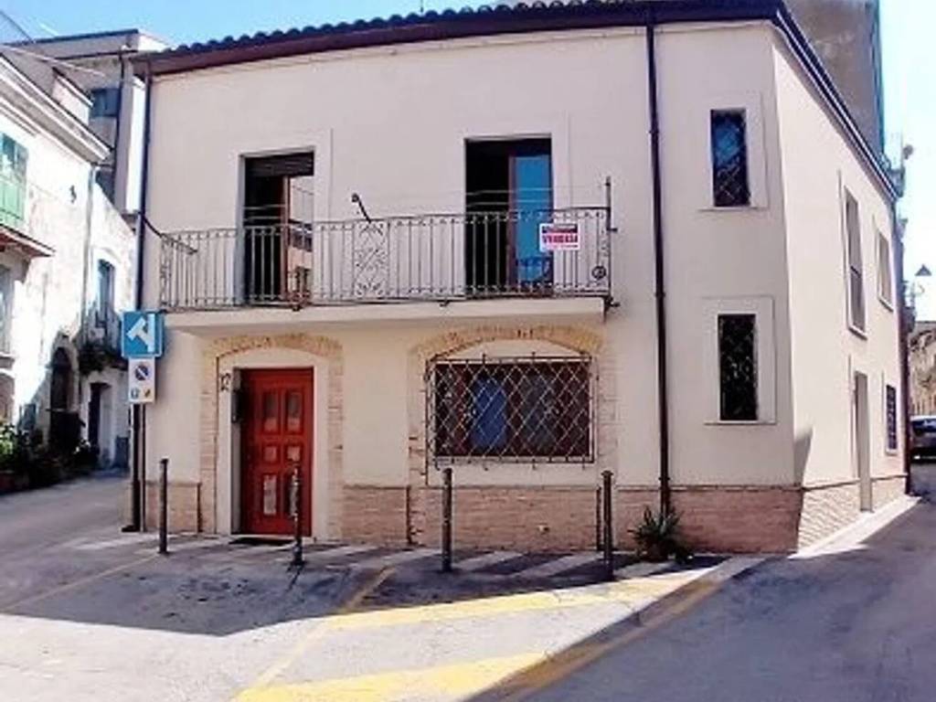 casa indipendente in vendita a Guardiagrele