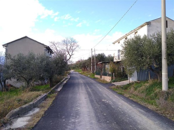 casa indipendente in vendita a Guardiagrele