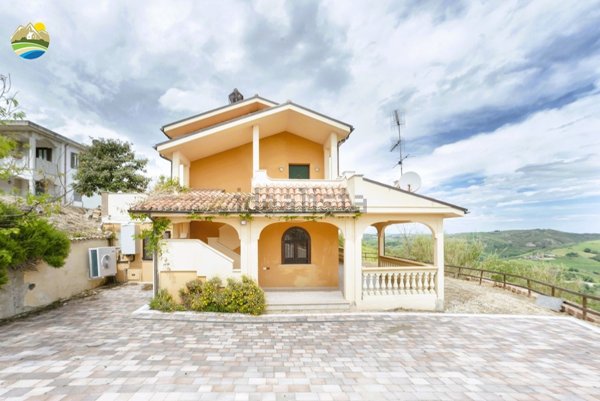 casa indipendente in vendita a Guardiagrele