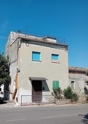 casa indipendente in vendita a Guardiagrele in zona Melone