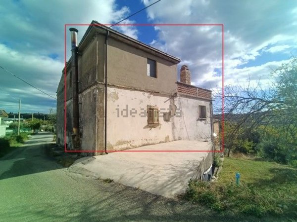 casa indipendente in vendita a Guardiagrele