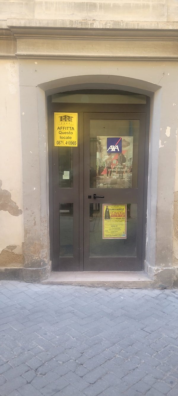 locale commerciale in vendita a Guardiagrele