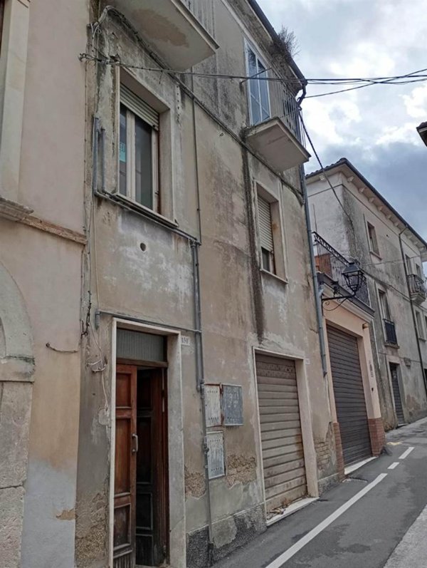 casa indipendente in vendita a Guardiagrele