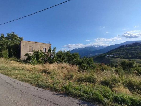 casa indipendente in vendita a Guardiagrele