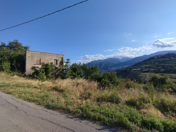 casa indipendente in vendita a Guardiagrele in zona Colle Luna