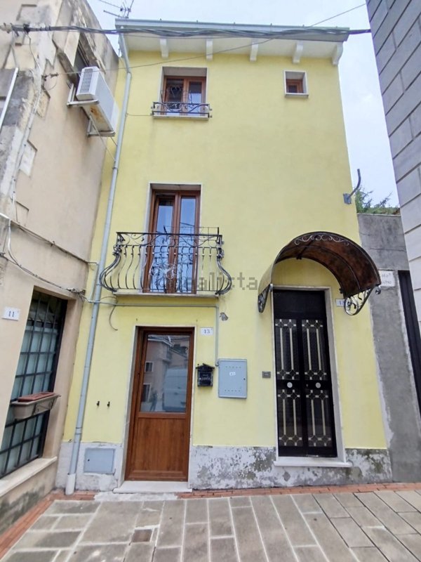 appartamento in vendita a Guardiagrele in zona Colle Luna