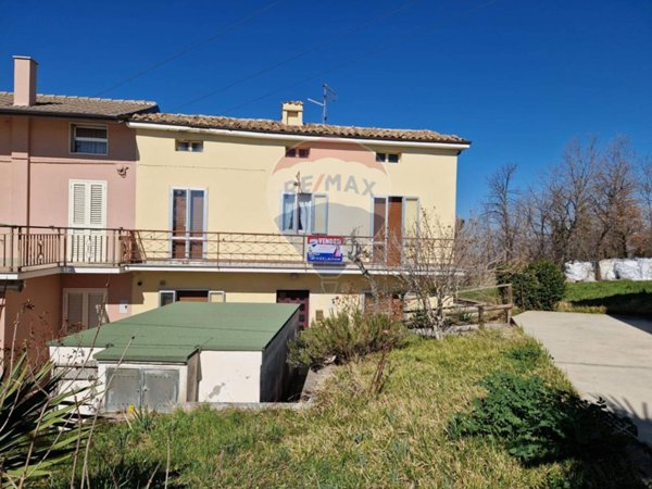 casa semindipendente in vendita a Guardiagrele in zona Bocca di Valle