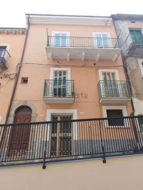 casa indipendente in vendita a Guardiagrele