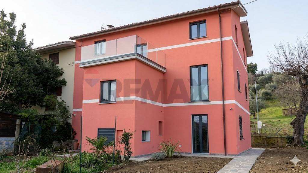 casa indipendente in vendita a Guardiagrele in zona Anello