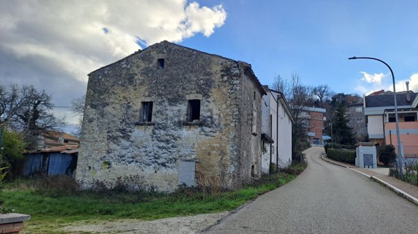 casa indipendente in vendita a Guardiagrele