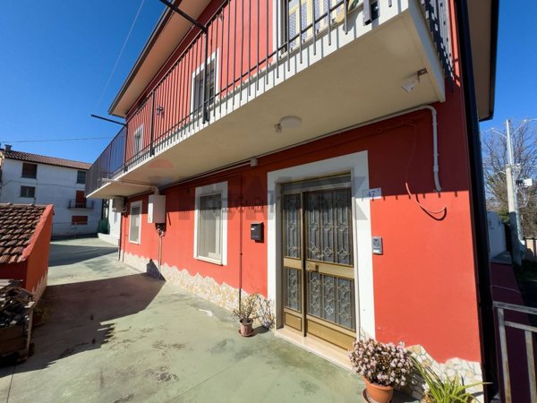 casa indipendente in vendita a Guardiagrele in zona San Vincenzo