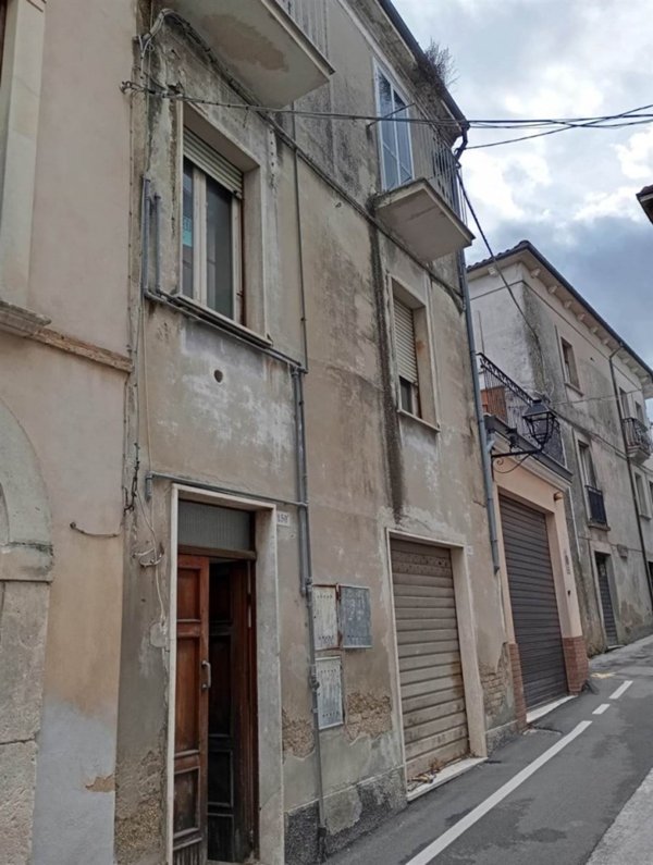 casa indipendente in vendita a Guardiagrele in zona Colle Luna