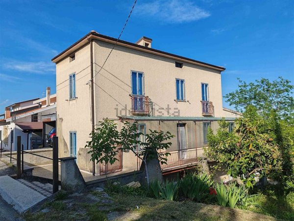 casa indipendente in vendita a Guardiagrele