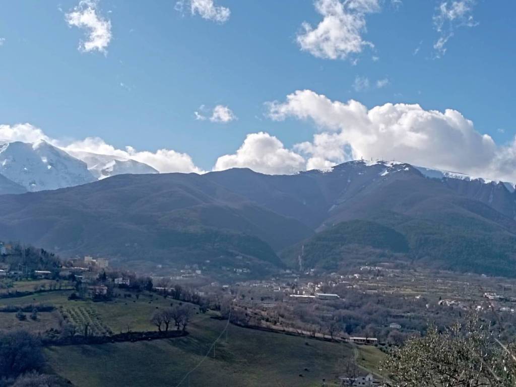 casa indipendente in vendita a Guardiagrele