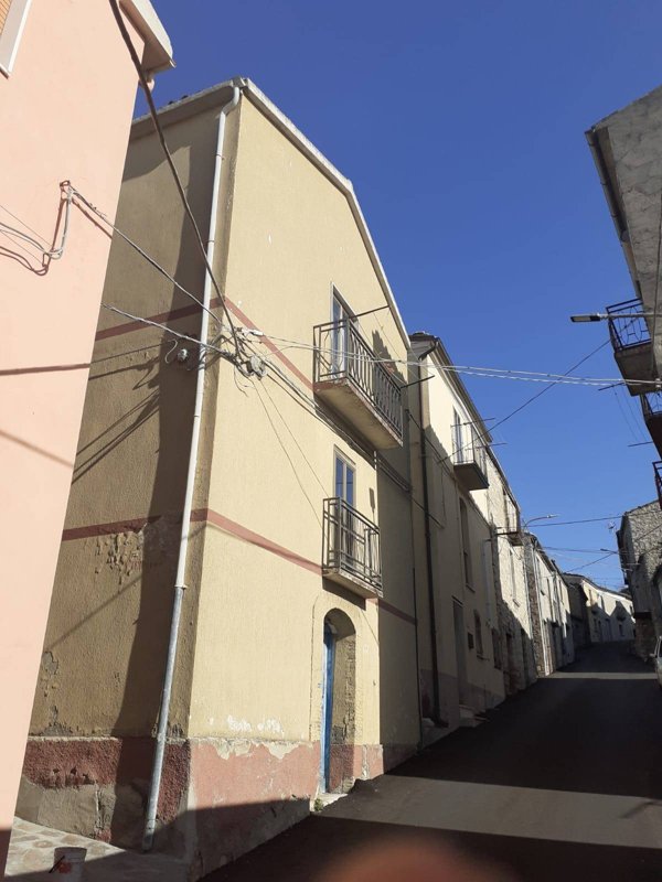casa indipendente in vendita a Guilmi