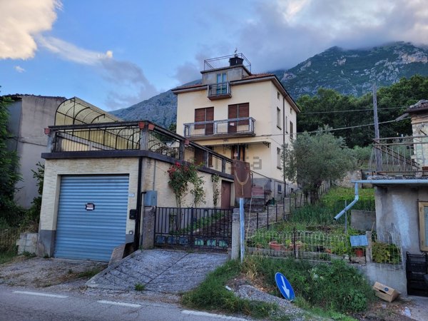 appartamento in vendita a Lama dei Peligni