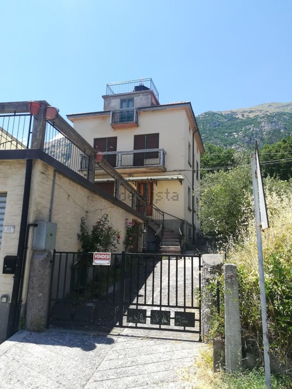 appartamento in vendita a Lama dei Peligni in zona Corpi Santi