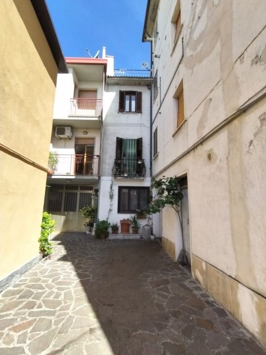 locale di sgombero in vendita a Lama dei Peligni