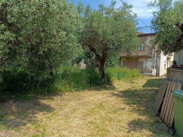 casa indipendente in vendita a Lanciano in zona Costa di Chieti