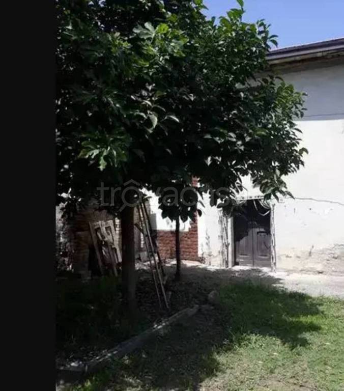 casa indipendente in vendita a Lanciano in zona Iconicella