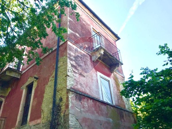 casa indipendente in vendita a Lanciano in zona Villa Andreoli