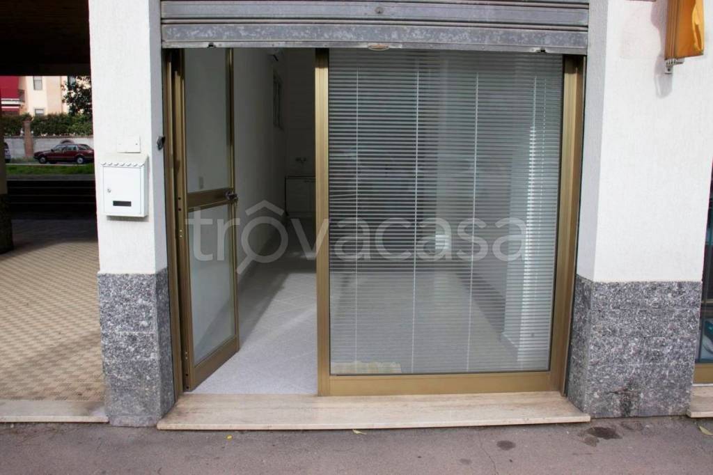negozio in vendita a Lanciano