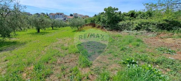 terreno agricolo in vendita a Lanciano in zona Iconicella