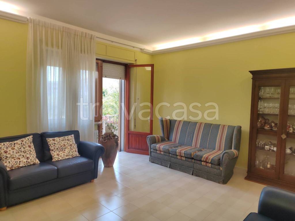 casa indipendente in vendita a Lanciano in zona Follani