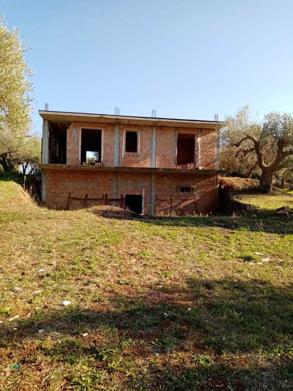 casa indipendente in vendita a Lanciano