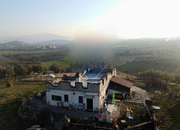 casa indipendente in vendita a Lanciano